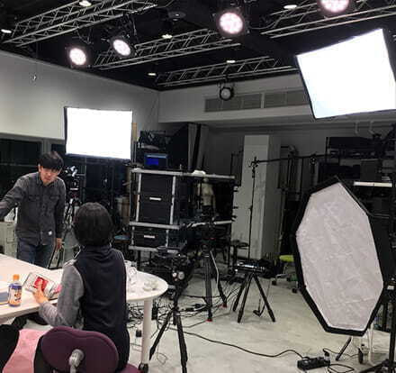 クラウディア 自社スタジオ